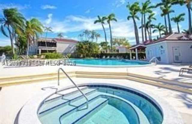 20330 NE 3rd Ct Gallery 2