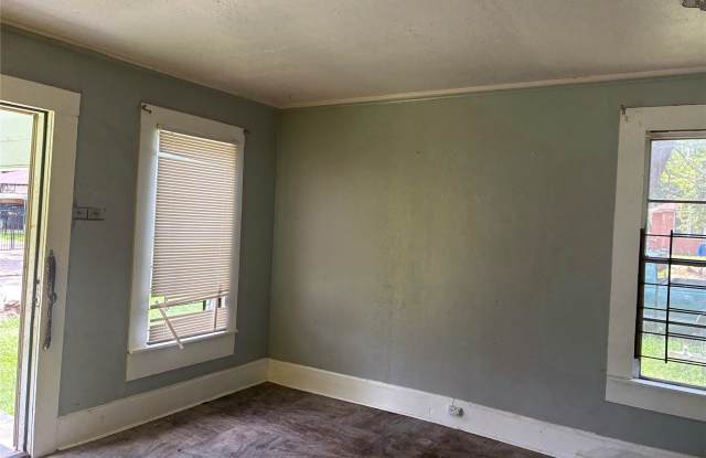 2712 Ashton Street Gallery 3