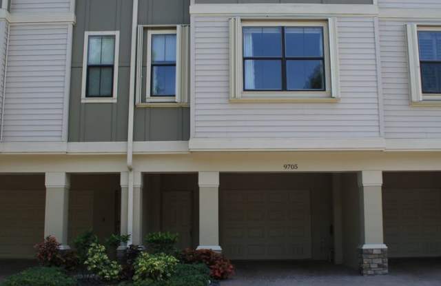 Beautiful Townhome on Peaceful Conservation Lot photos photos