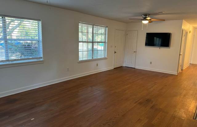 Pleasant 3 Bedroom Home for Rent! photos photos