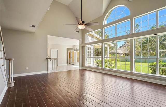 1250 SPRINGWATER Drive Gallery 3