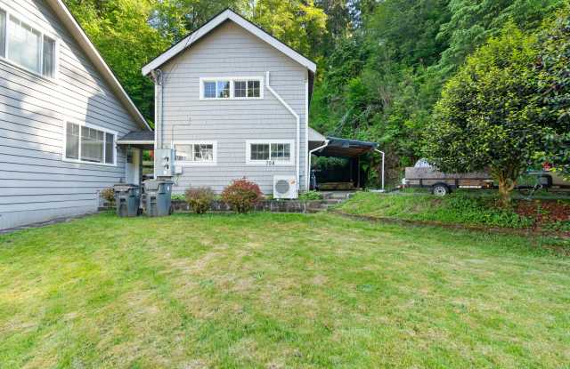 710 Grand Avenue photos photos