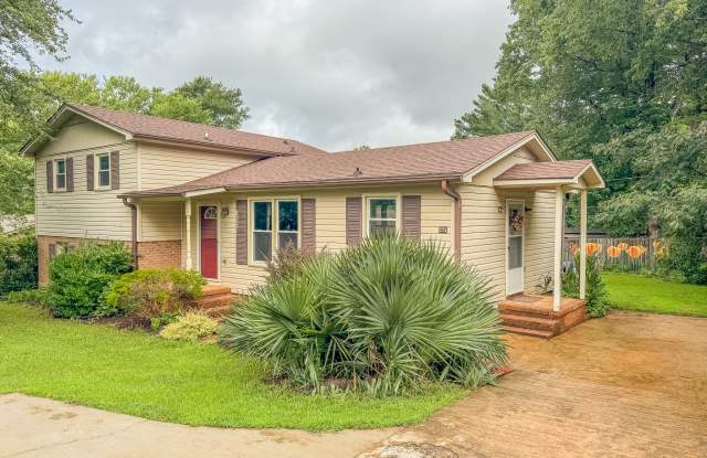 404 McElhaney Road photos photos