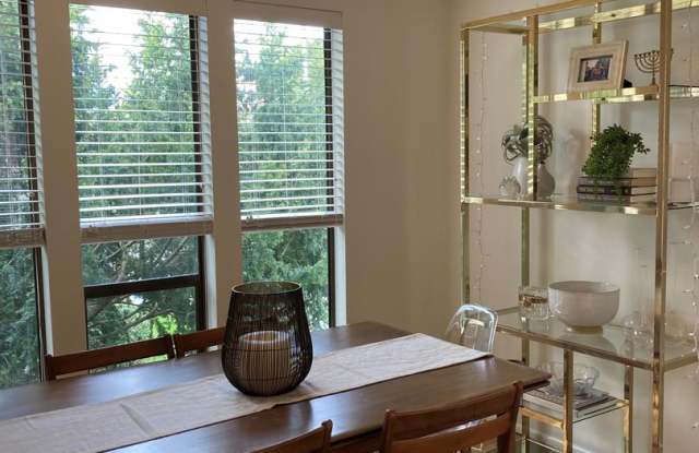 Eastlake Condo photos photos Eastlake Condo photos photos