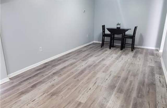 1418 BEHRMAN Avenue Gallery 2