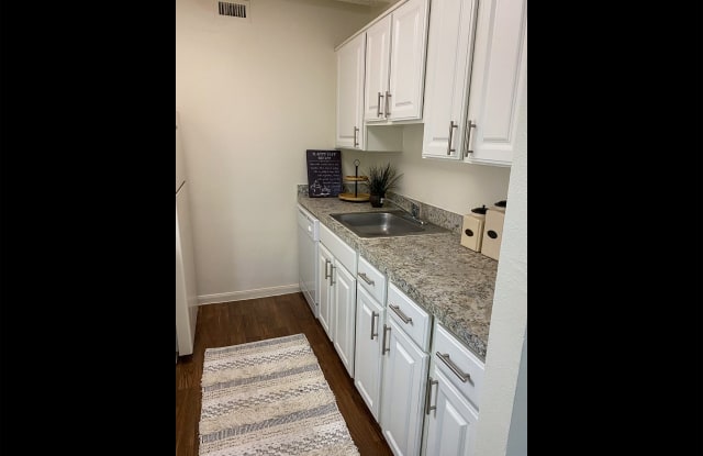 Harvard Square Apartments photos photos