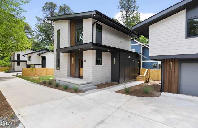 418 E Hammond Street Gallery 3