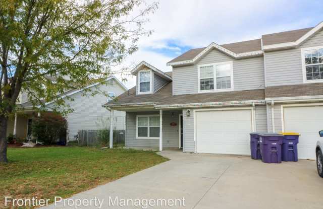 2710 Kirkwood Dr. - 2710 Kirkwood Dr, Manhattan, KS 66502