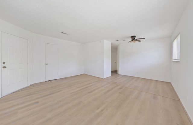 700 Lyle West Avenue - C Gallery 4