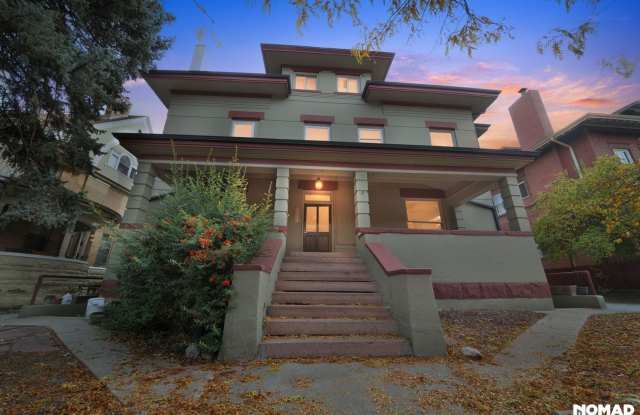 Victorian Home 1BR Condo in Cheesman Park Utilities Included photos photos