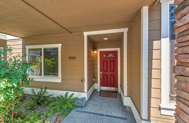 Gorgeous Townhome in Bothell 3bed/3bath Gallery 3