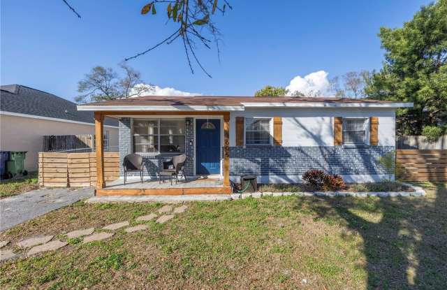 3605 W IOWA AVENUE - 3605 West Iowa Avenue, Tampa, FL 33611