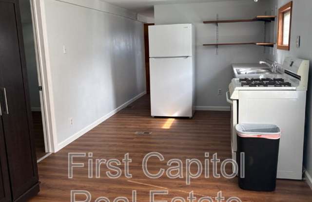 11 Pennsylvania Avenue Gallery 4