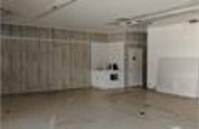 1642 Memorial Park Road Gallery 4