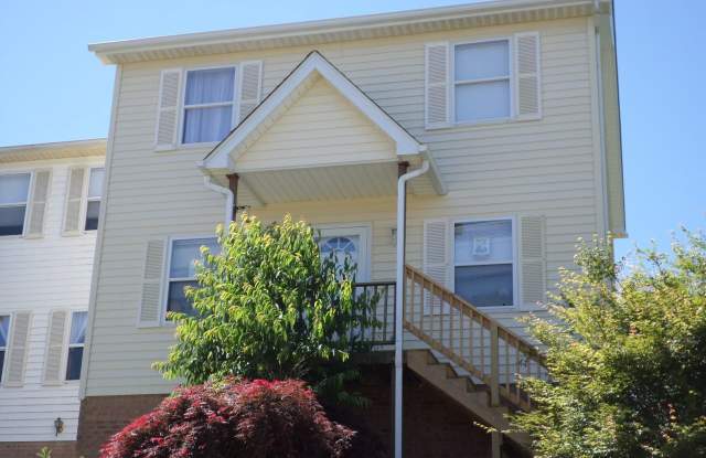 3 Bedroom 2.5 Bath 1 Car Garage Duplex photos photos