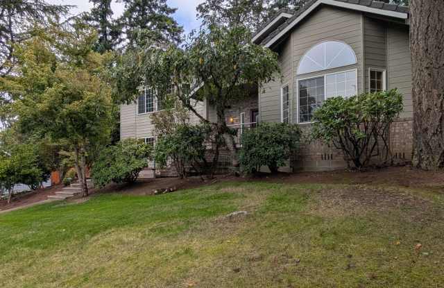 Gorgeous 4-Bedroom, 2.5-Bath Home In South Eugene! Gallery 1