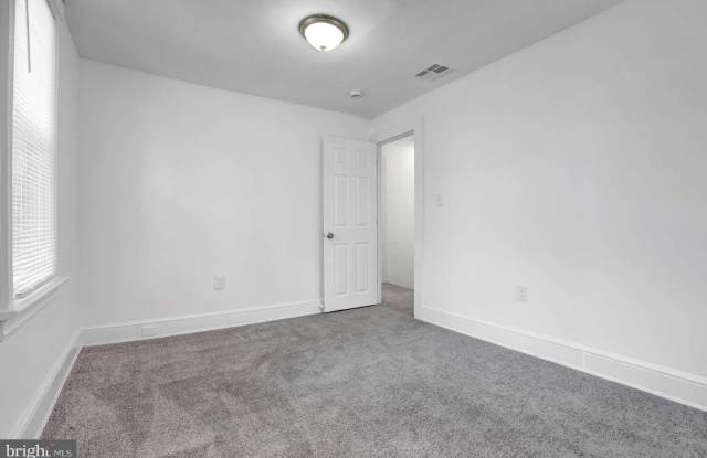 38 BRENWAL Avenue Gallery 4