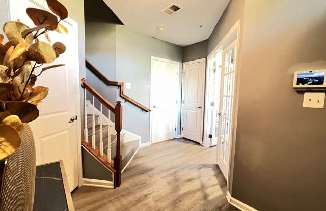 2422 BAILEYS POND Road Gallery 3