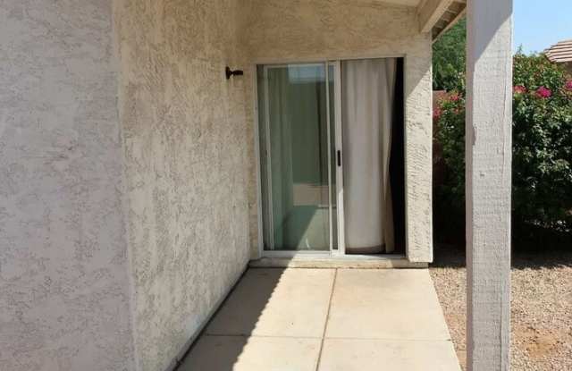 105 North Ramada Circle Gallery 2