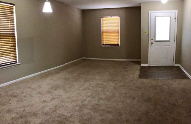10155 Holly Berry Cir Gallery 2