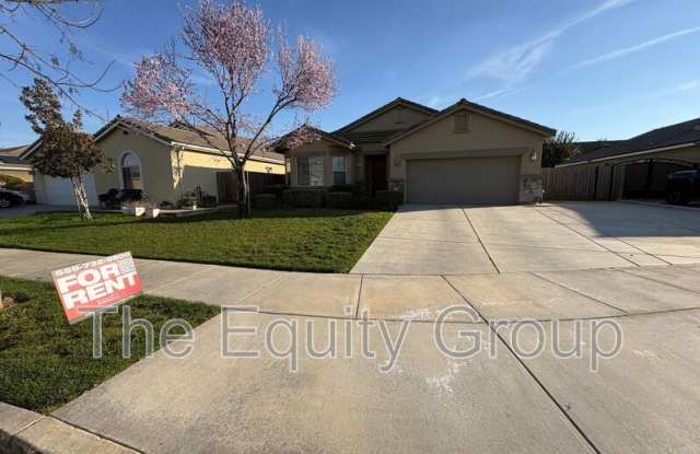 3633 West Harold Ave - 3633 West Harold Avenue, Visalia, CA 93291