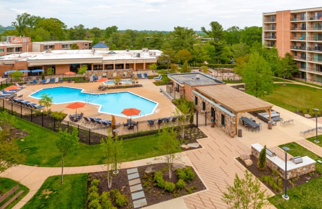 Falls Green photos photos