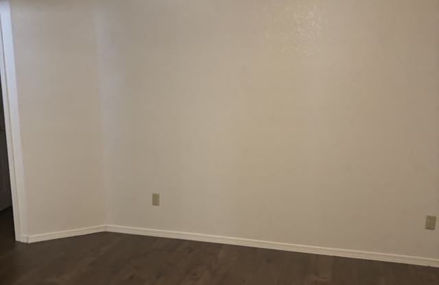 2605 W 12TH PL Gallery 3