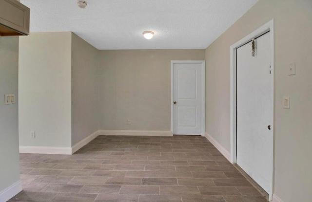 3080 Martin Ave photos photos