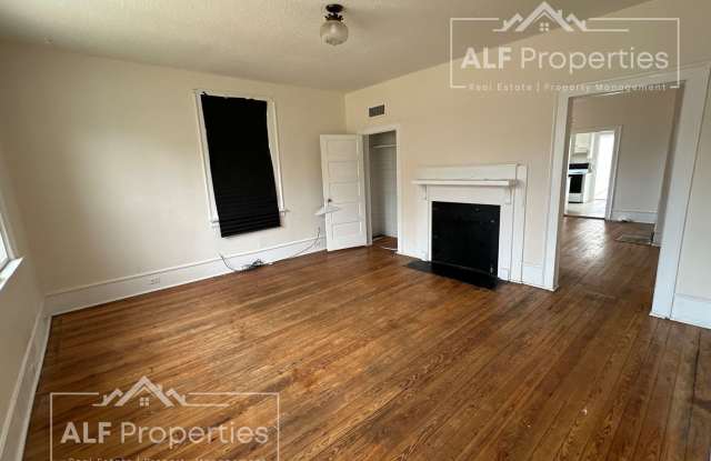 3BR/2BA | Two Stories | Large Living Room & Dining Room photos photos