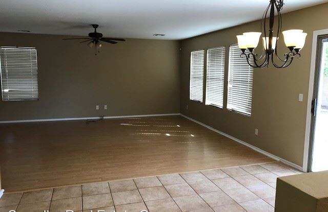 16921 W. Rimrock St. Gallery 4