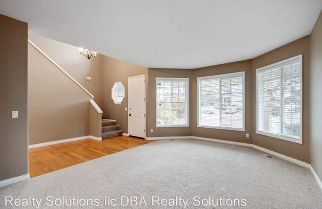 5107 NW Crady Lane Gallery 3