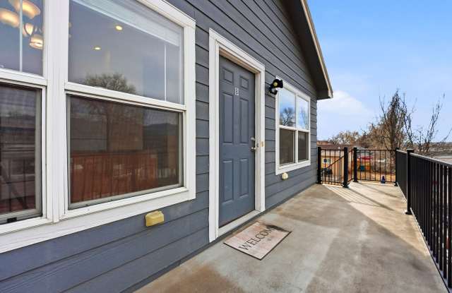 944 East Moreno Avenue - 1 photos photos