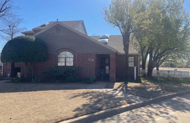 55 and up community!! 2 bed flex floorplan with office, bright natural light throughout, 2 car garage, fireplace, beautiful grounds, shady walks and room to roam! photos photos