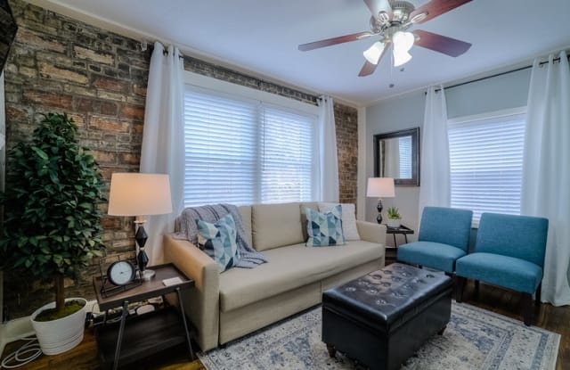 3811 Mercier St - 103 photos photos 3811 Mercier St - 103 photos photos