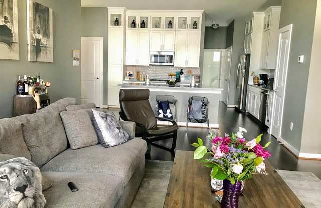 3831 Harry Wurzbach Rd - 3831 Harry Wurzbach Rd, San Antonio, TX 78209