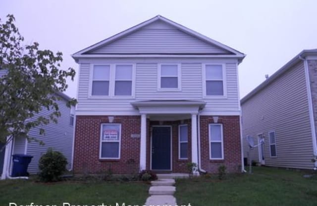 10204 CUMBERLAND PTE BLVD - 10204 Cumberland Pointe Blvd, Noblesville, IN 46060