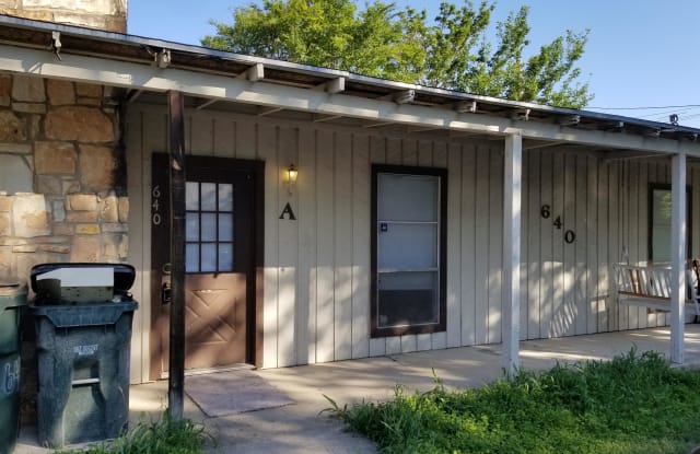 640 Mill St - A - 640 Mill St, San Marcos, TX 78666