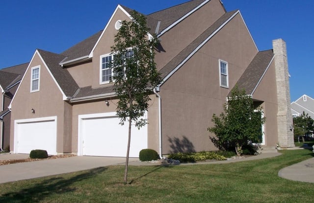 9212 Boehm dr - 9212 Boehm Drive, Lenexa, KS 66219