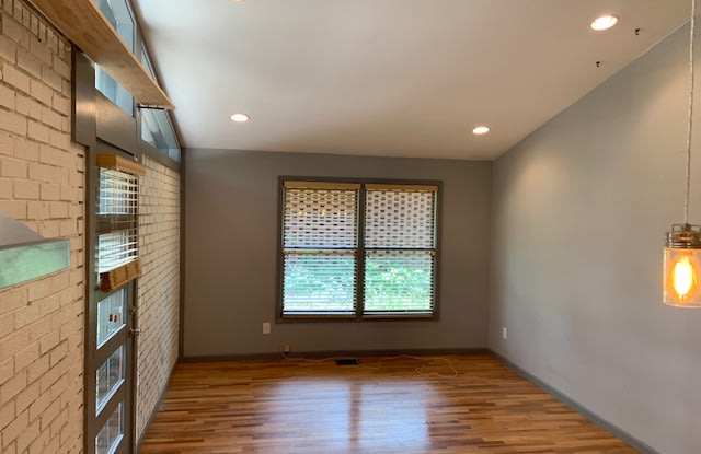 1967 Pine Oak Dr SW Gallery 2