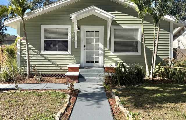 5904 N Eustace Ave photos photos