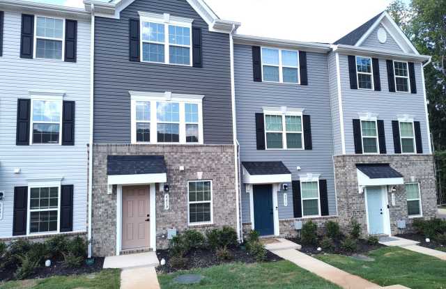 New Build Townhome located in Robin Creek Community! Gallery 3
