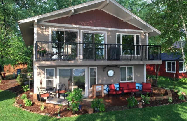 14684 Cove Avenue SE photos photos