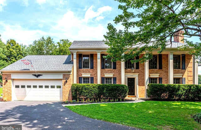 1009 RIVA RIDGE Drive Gallery 1