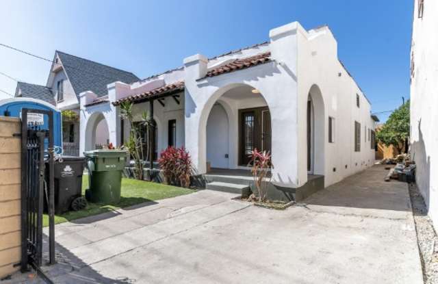 1213 W 24th Street - Co-Living Gallery 2