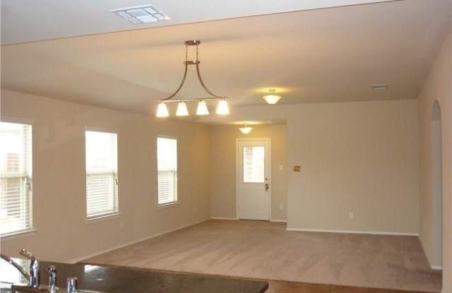 1806 Arbordale Way Gallery 3
