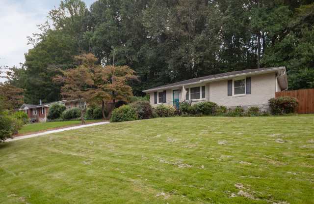 Charming North Decatur Rental – Steps from Medlock Park! photos photos