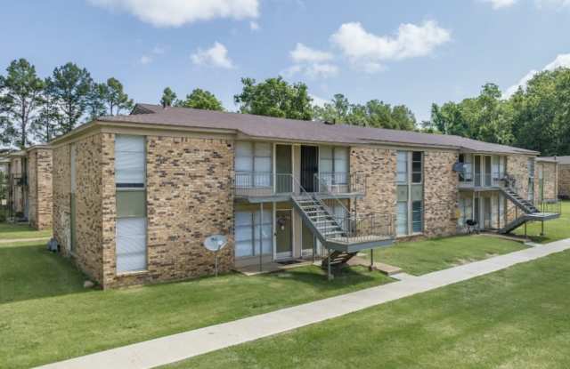 3417 Range Line Road  APT 6 Gallery 2