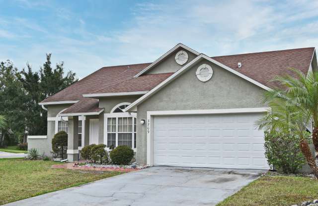 1,850 Sq Ft 3-Bed, 2-Bath Orlando Home – Lawn Care Included  Fully Updated! photos photos