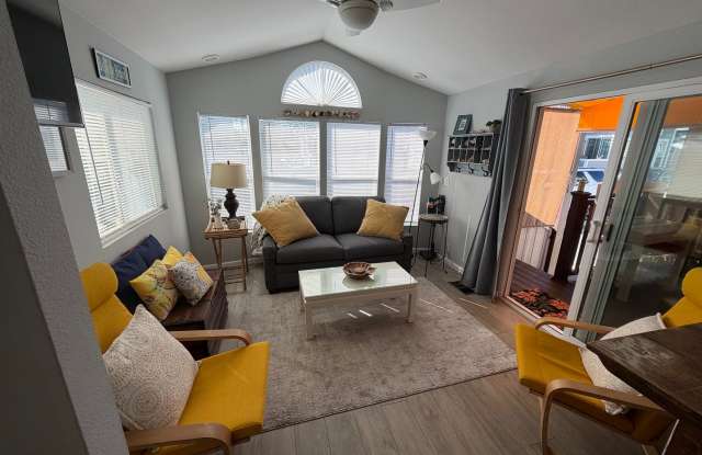 Charming Bungalow by the Beach in Leucadia! photos photos