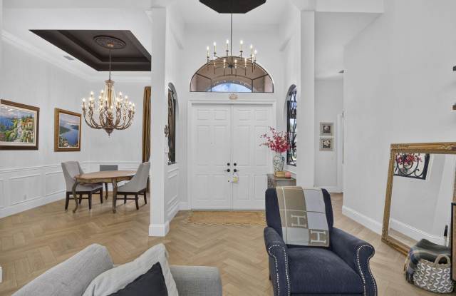 10336 Trianon Place Gallery 4